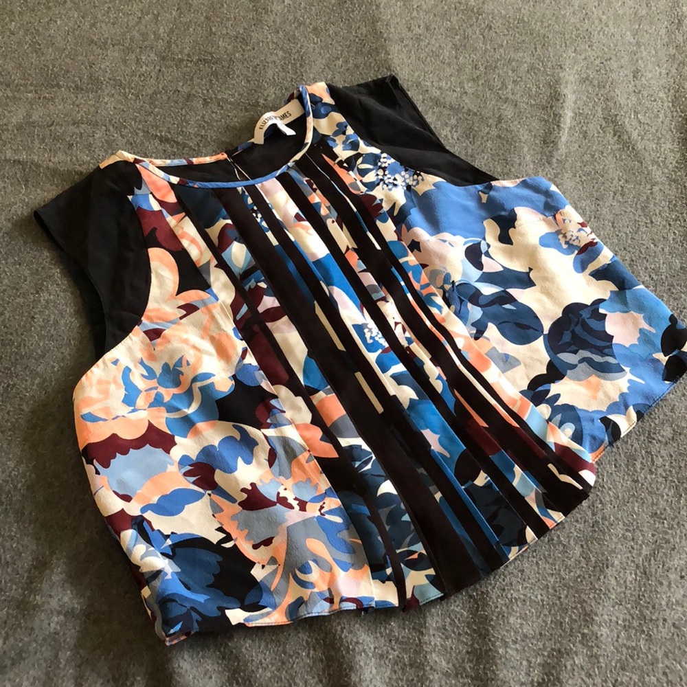 New! Elizabeth and James crop top